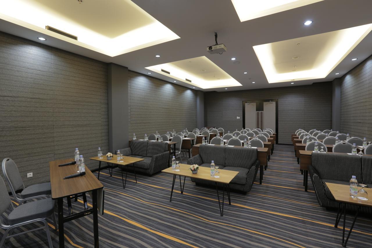 Kyriad Hotel Muraya Aceh Банда-Ачех Екстер'єр фото